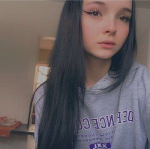 Meet your Posher, Alexus